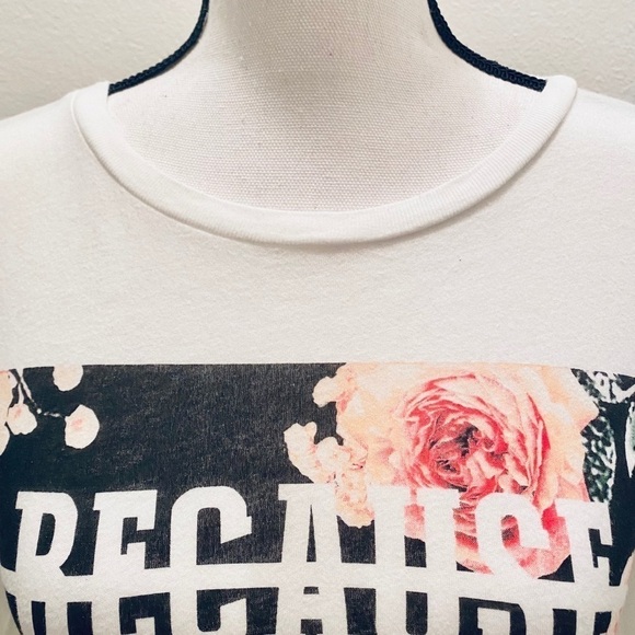 Forever 21 White BECAUSE ITS NEVER TO LATE Tee New - Picture 7 of 15